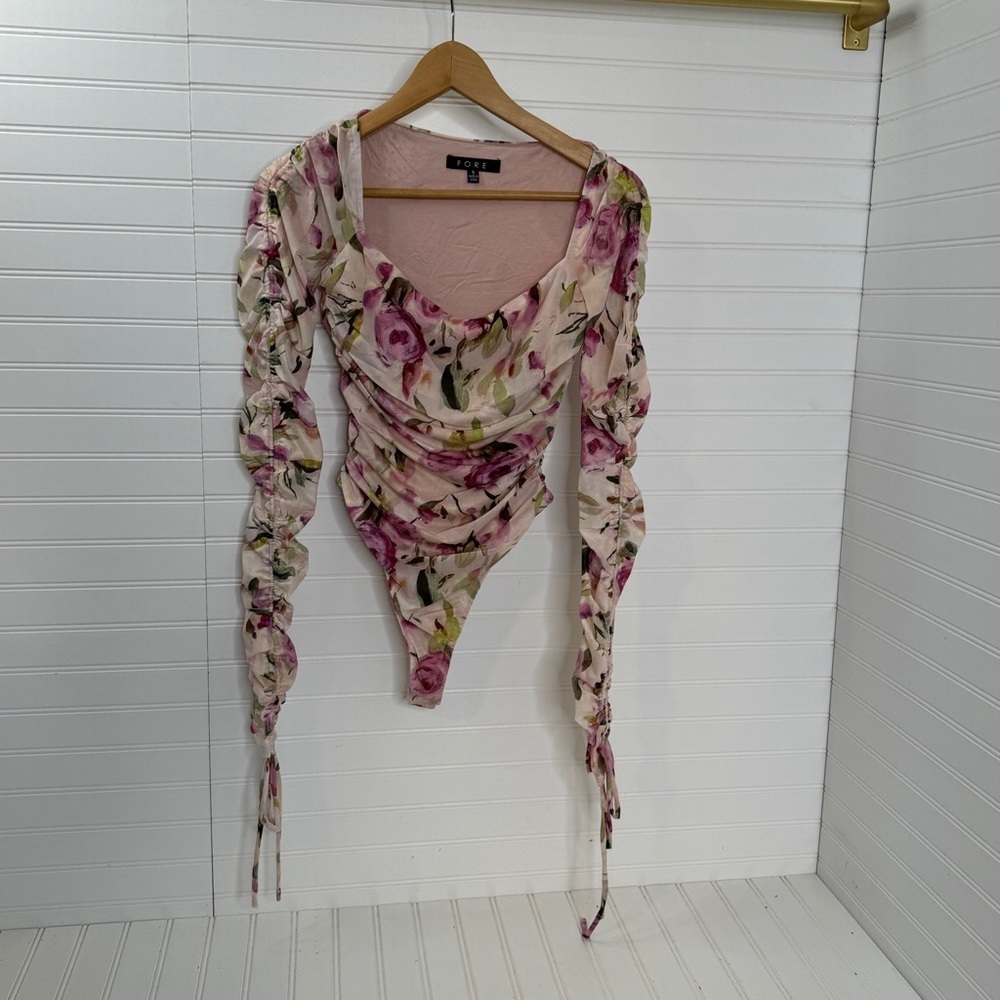 NWOT FORE Pink Cream Long Sleeve Floral Bodysuit